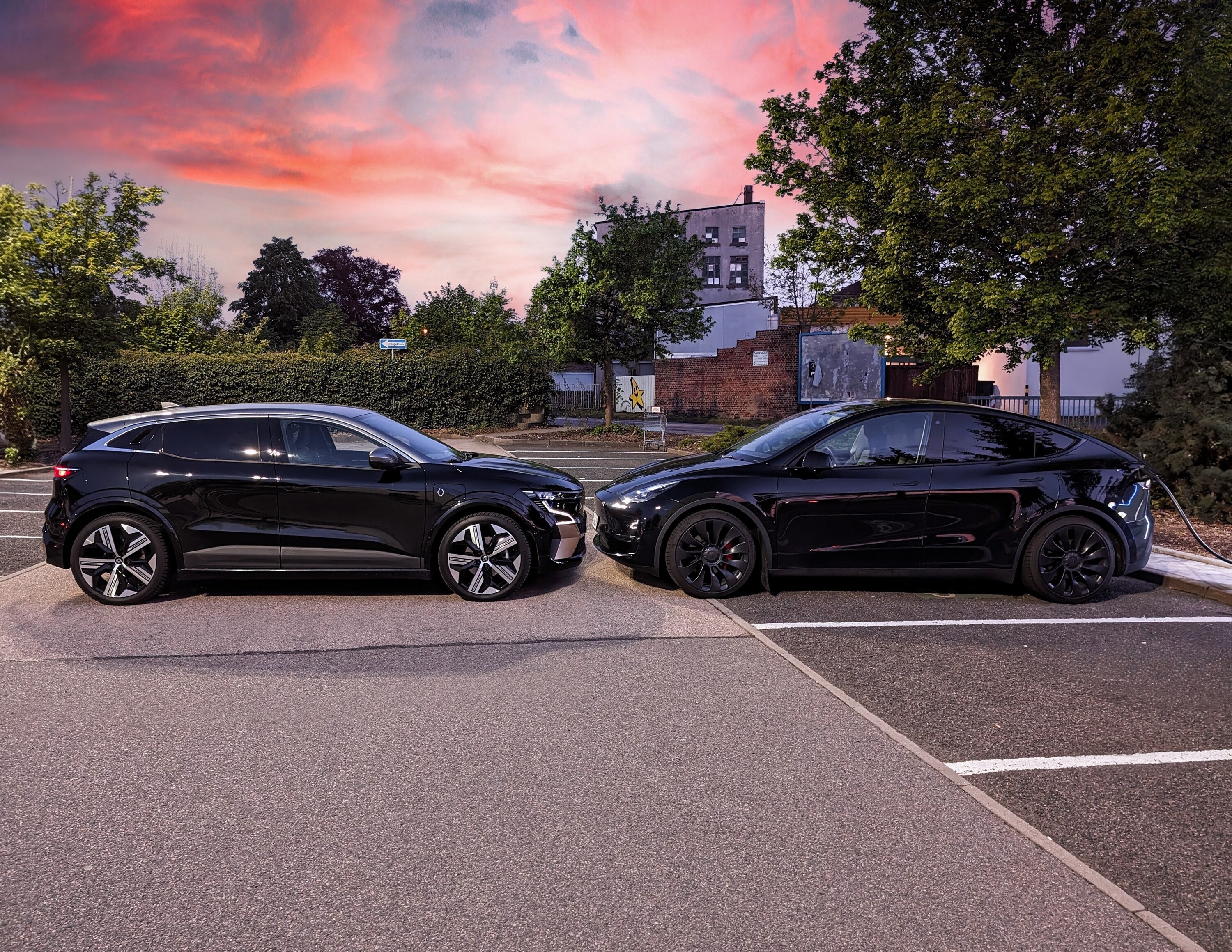 Abstand halten? Unsere Autos bevorzugen 'intime' Begegnungen.